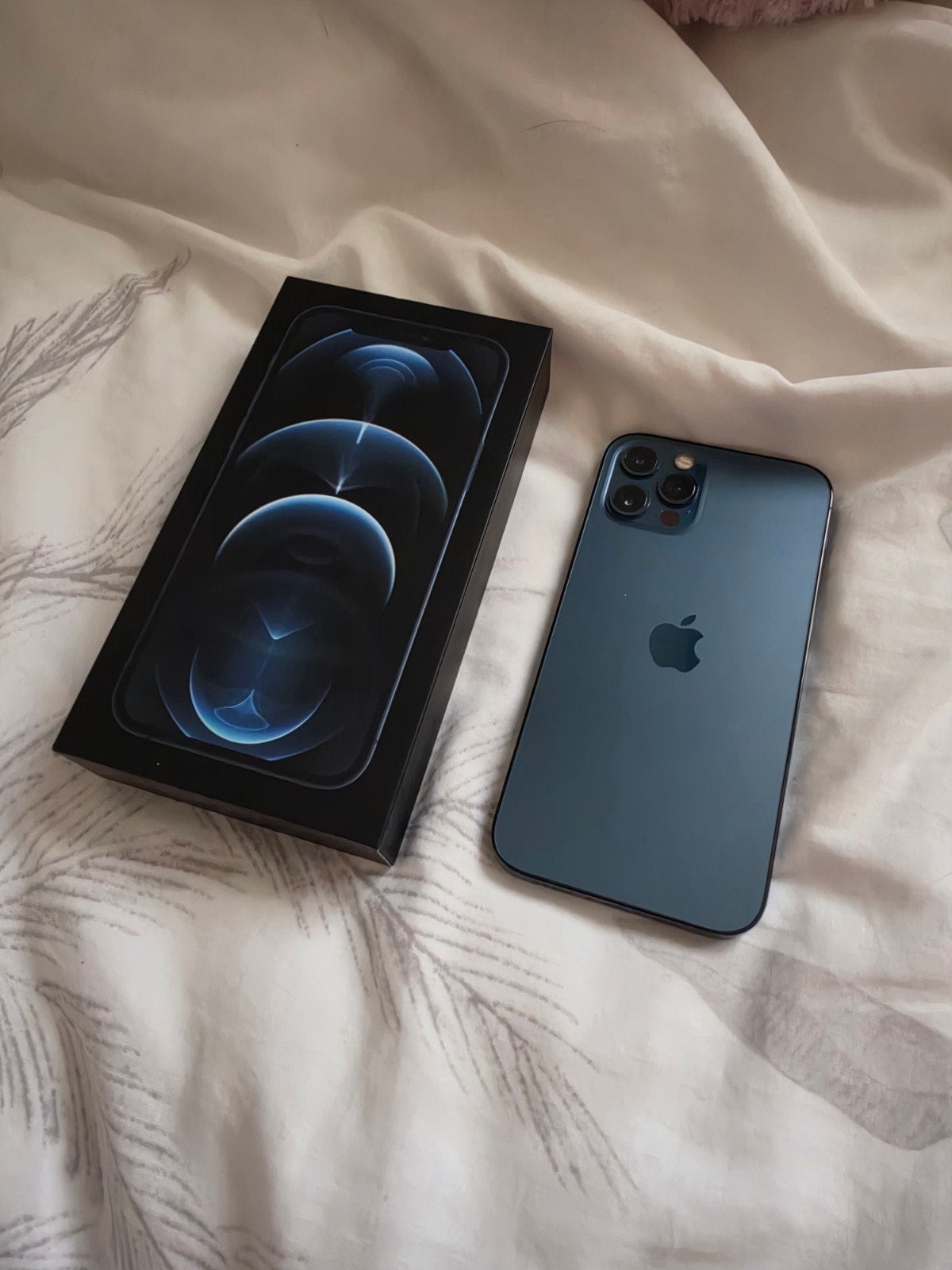 iPhone 12 Pro 128 GB - Blauw, Telecommunicatie, 80 %, Blauw, Zonder abonnement, 128 GB