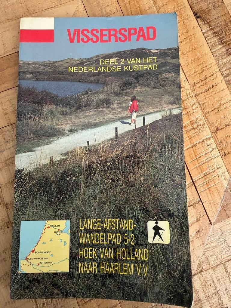 Visserspad deel 2: Hoek van Holland naar Haarlem, Fiets- of Wandelgids, Ophalen of Verzenden, Benelux, Gelezen