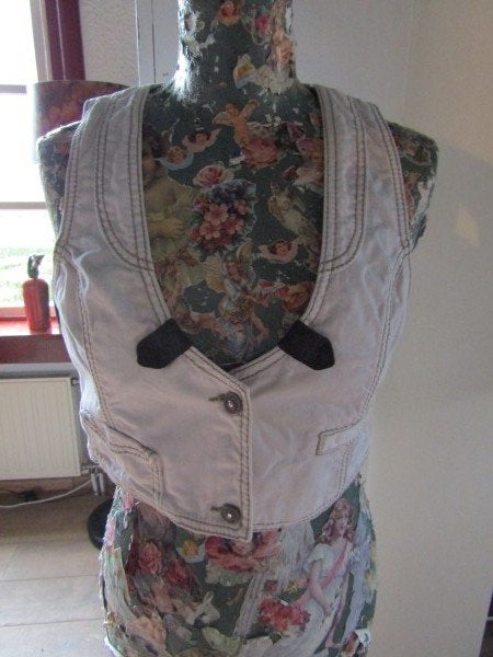 D1780 Staff mt 34-36  gilet wolwit, Wit, Zo goed als nieuw, Maat 34 (XS) of kleiner, Verzenden