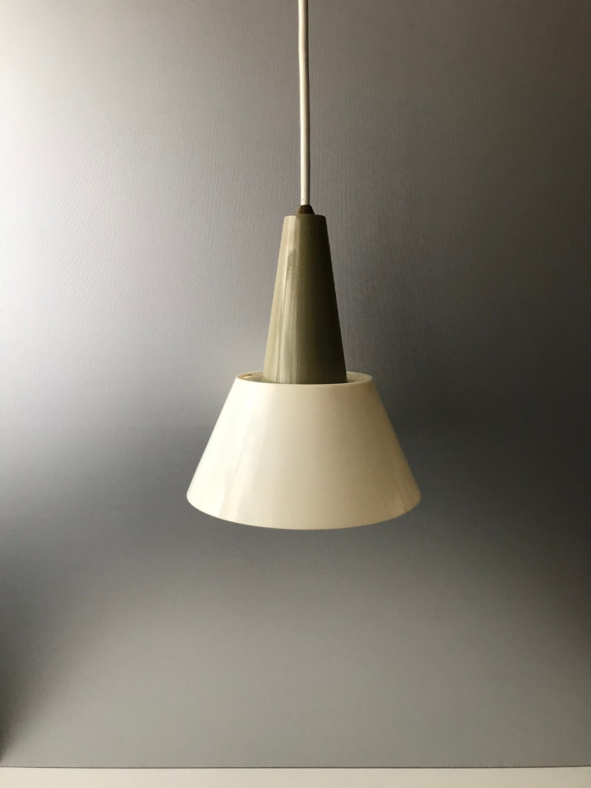 Hoso hanging lamp 60s vintage silence of the lamps, Kunststof, Gebruikt, Mid century modern vintage design, E27 (groot)