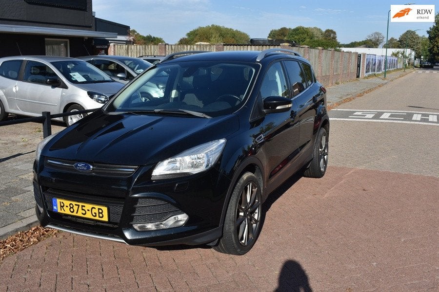 Ford Kuga 1.6 Titanium, Auto's, Voorwielaandrijving, 15 km/l, Gebruikt, 4 cilinders