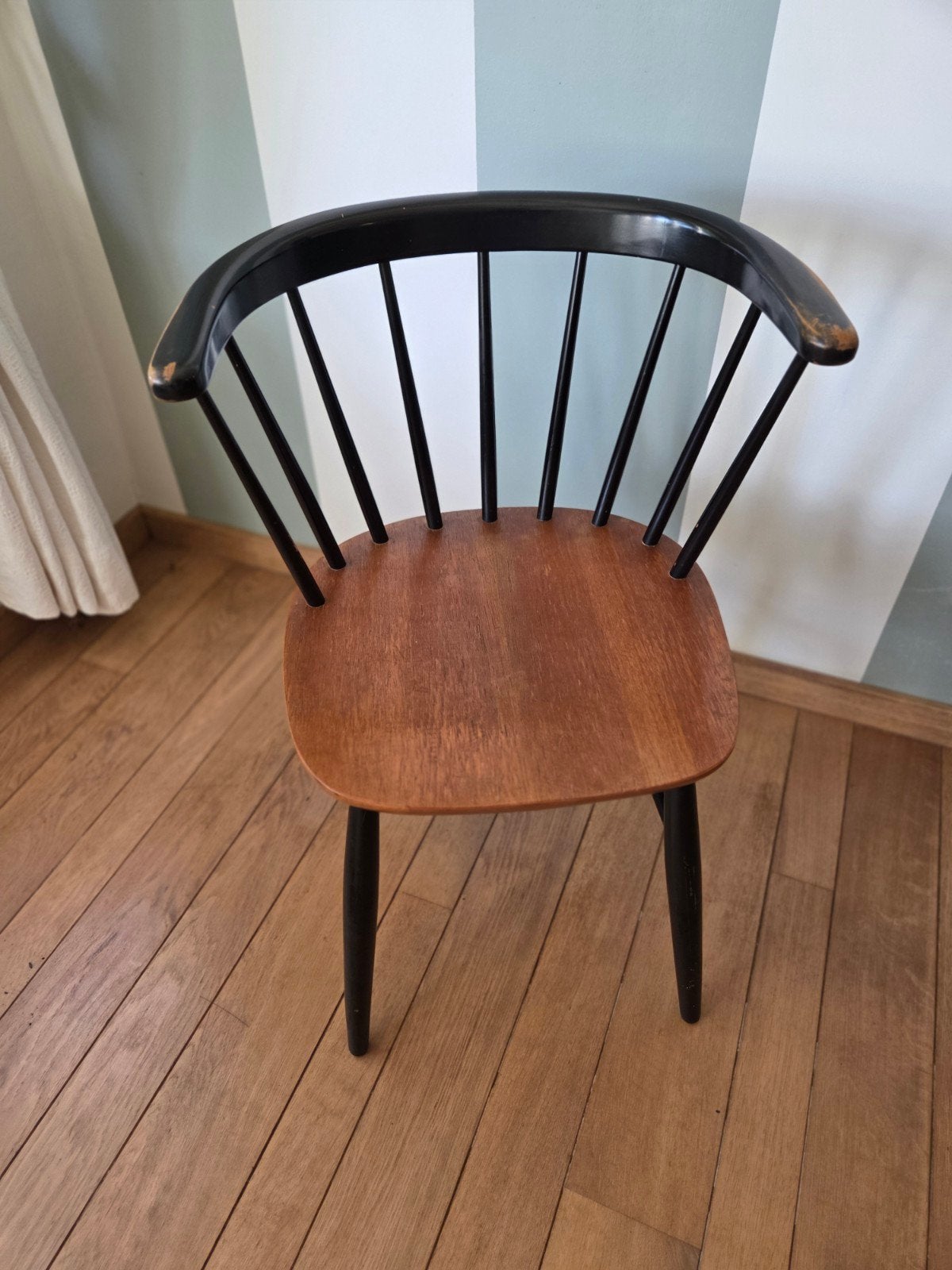 Deense stoel . Ontwerp Yngve Ekstrom. '50 jaren, Ophalen