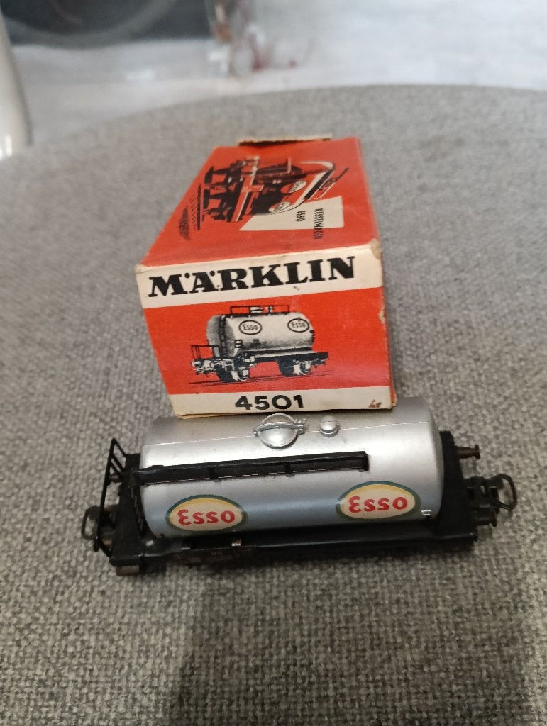 Marklin 4501 Ketelwagen Esso, Hobby en Vrije tijd, Modeltreinen | H0, Wisselstroom, Gebruikt, Wagon, Ophalen of Verzenden