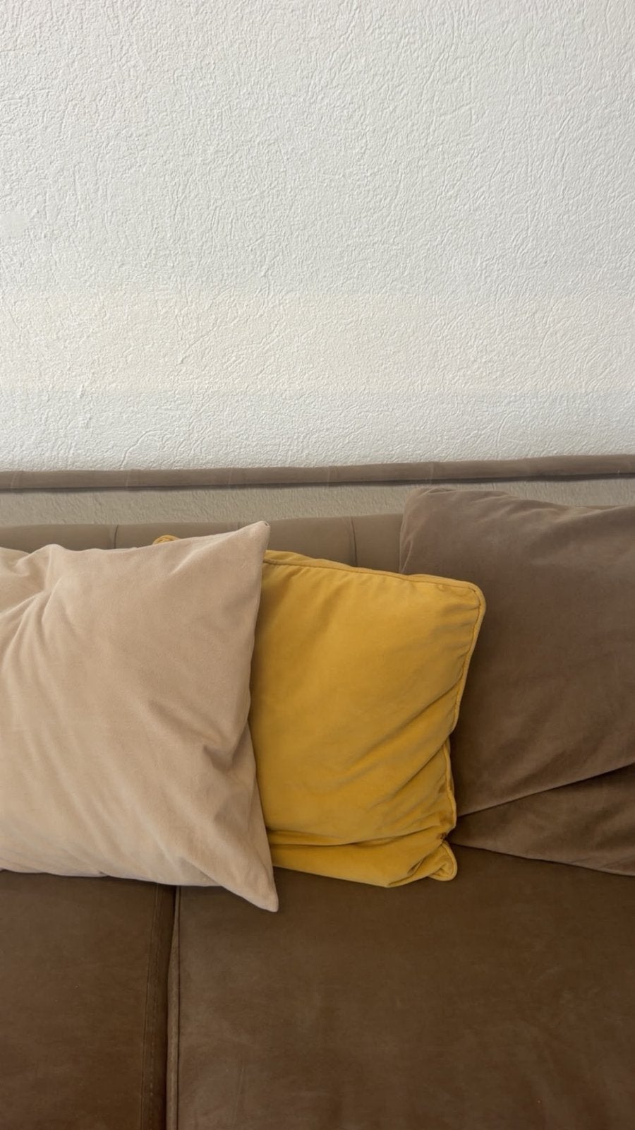 Comfortabele bruine hoekbank met kussens moet snel weg, Ophalen, 250 tot 300 cm, Gebruikt, 100 tot 125 cm