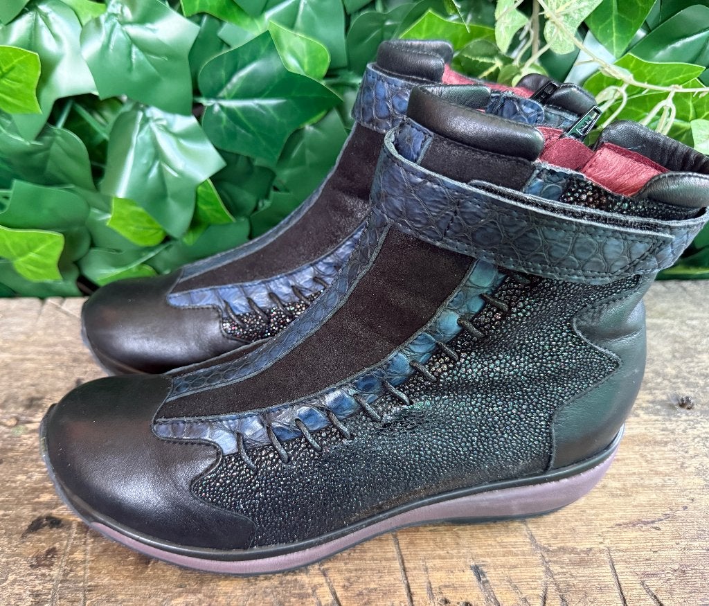 prachtige aparte hoge sneakers  Xsensible maat 41(wijdte G), Zwart, Nieuw, Ophalen of Verzenden, Sneakers of Gympen