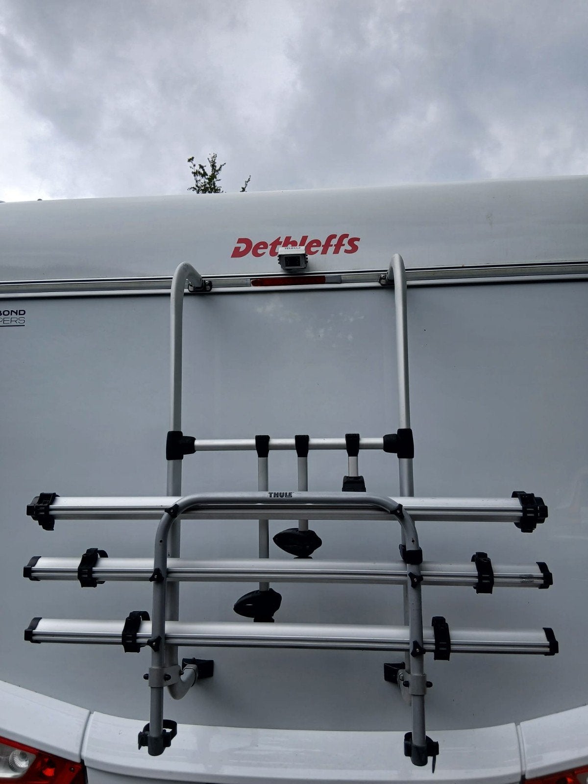 Fietsenrek voor 3 fietsen caravan of camper, Caravans en Kamperen, Camper-accessoires, Ophalen, Zo goed als nieuw