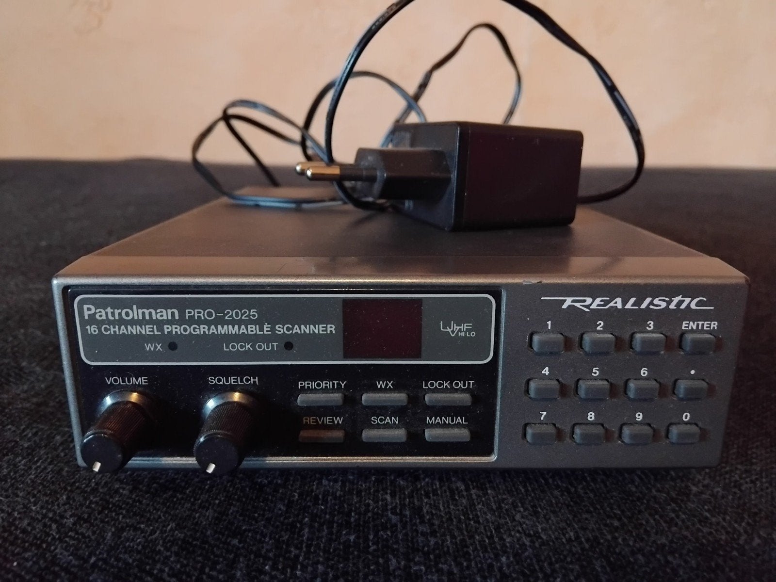 Realistic Patrolman PRO-2025 Scanner (220V/12V), Telecommunicatie, Ophalen, Gebruikt, Minder dan 30 kanalen