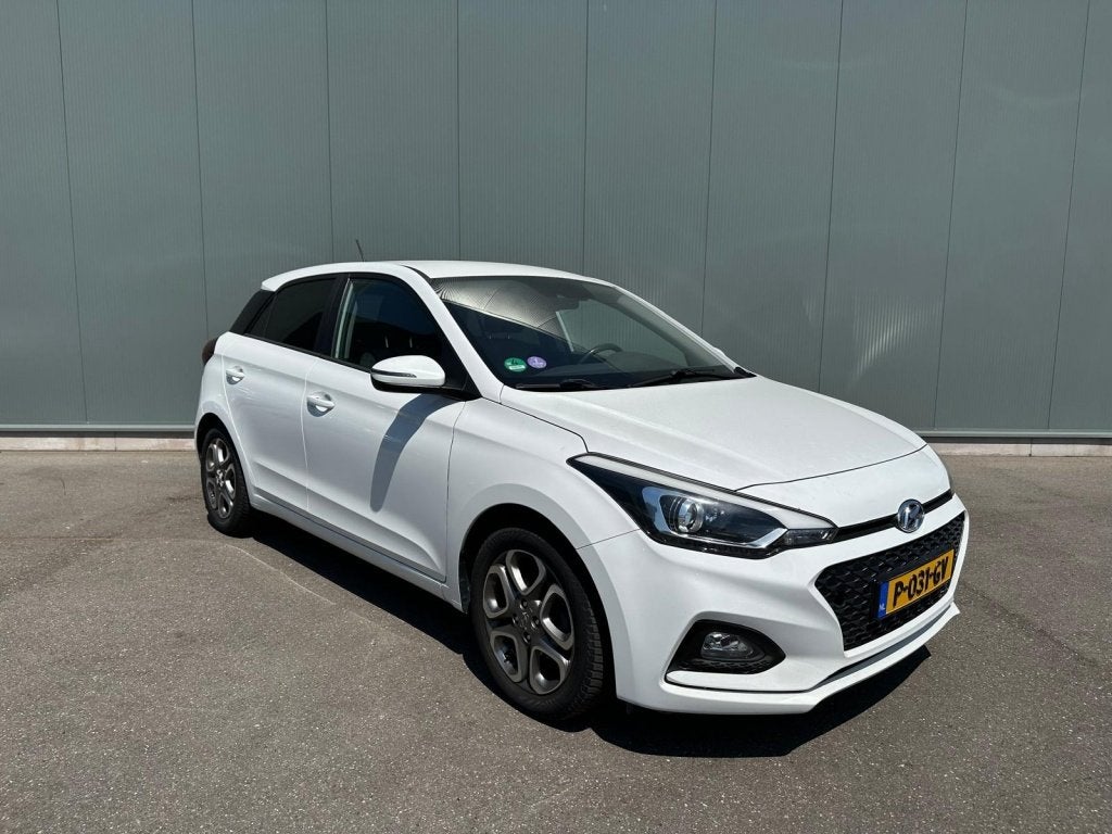 Hyundai i20 1.2 HP i-Motion MOTOR NOT GOOD | EXPORT PRICE EX, Auto's, Hyundai, Voorwielaandrijving, 83 pk, 40 €/maand, Euro 6