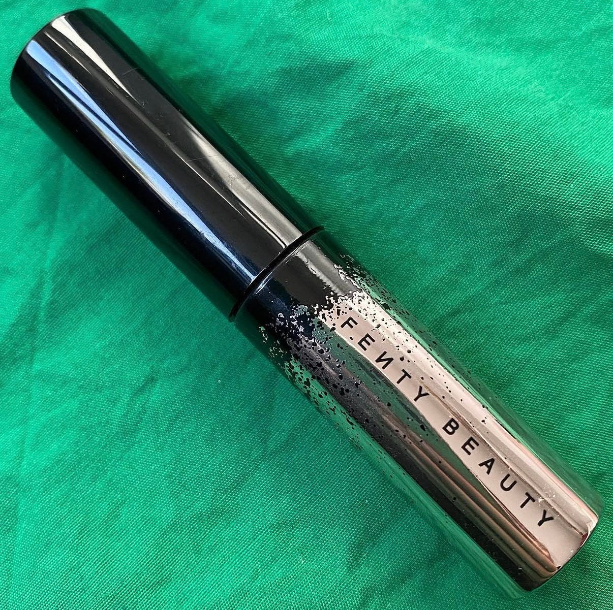 Fenty beauty full frontal volume lift & curl mascara Cuz i’m, Ogen, Zwart, Nieuw, Ophalen of Verzenden