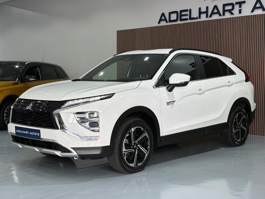 Mitsubishi Eclipse Cross 2.4 PHEV Business Executive / Navig, Automaat, 188 pk, Zwart, 4 cilinders