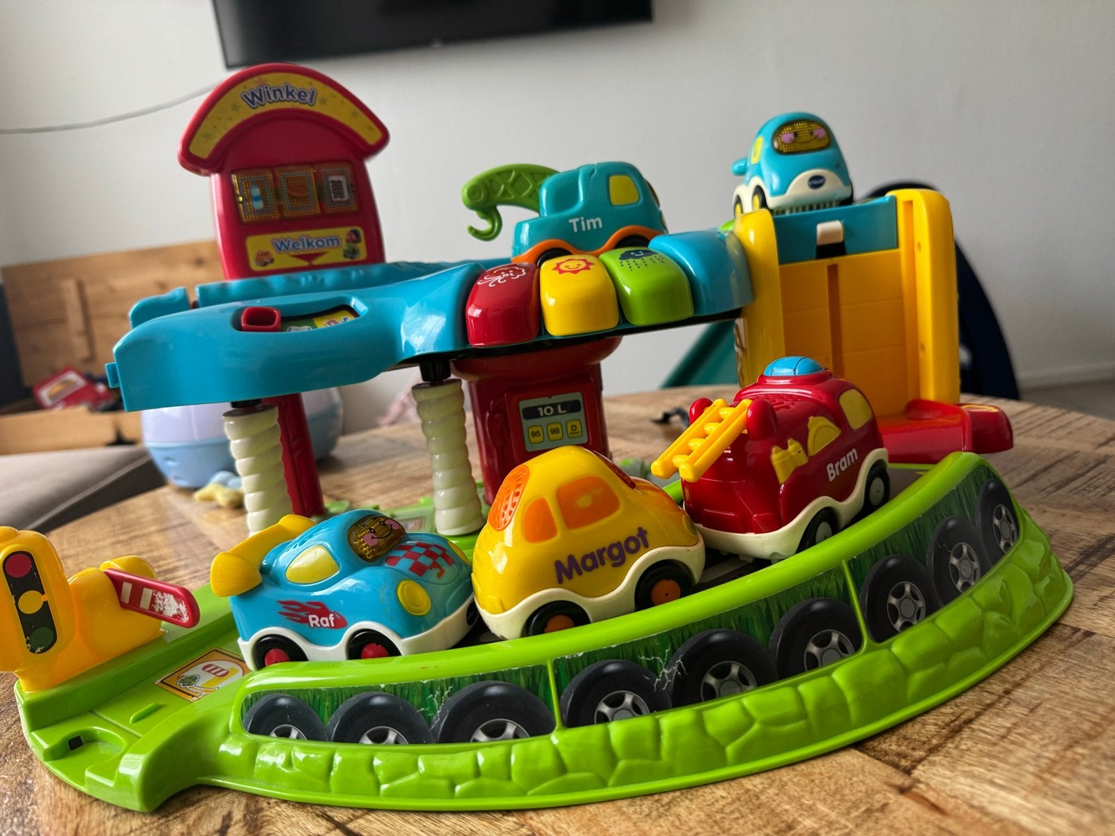 VTech Toet Toet Auto's Garage met 5 auto's, Kinderen en Baby's, Speelgoed | Vtech, Ophalen of Verzenden, Gebruikt, 2 tot 4 jaar