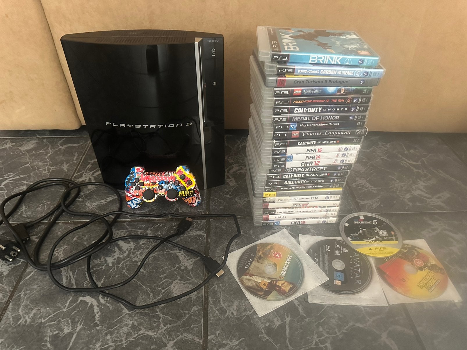 PS3 Phat 80 GB CECHL04 met controller met 27 games, Spelcomputers en Games, Phat, Met 1 controller, Gebruikt, Met games