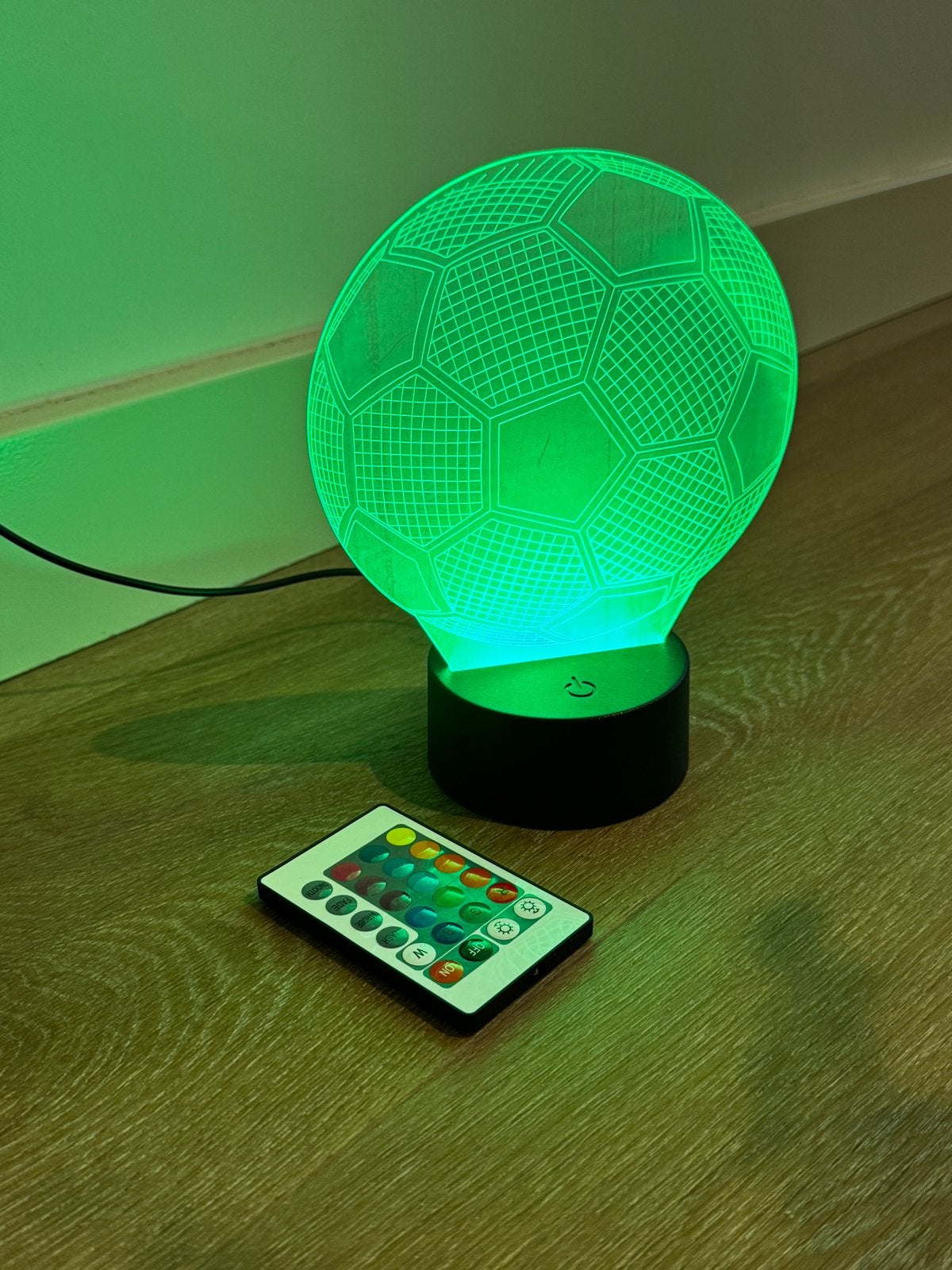 Voetbal Hologram Lamp met Afstandsbediening, Ophalen, Meerkleurig, Kunststof, Zo goed als nieuw
