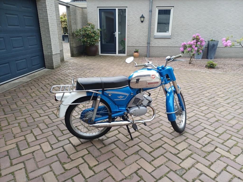 PERFECTE-KEURIGE- PATINA -JUBILEUM ZUNDAPP 1967, Fietsen en Brommers, Ophalen, Overige modellen, Zo goed als nieuw, 3 versnellingen