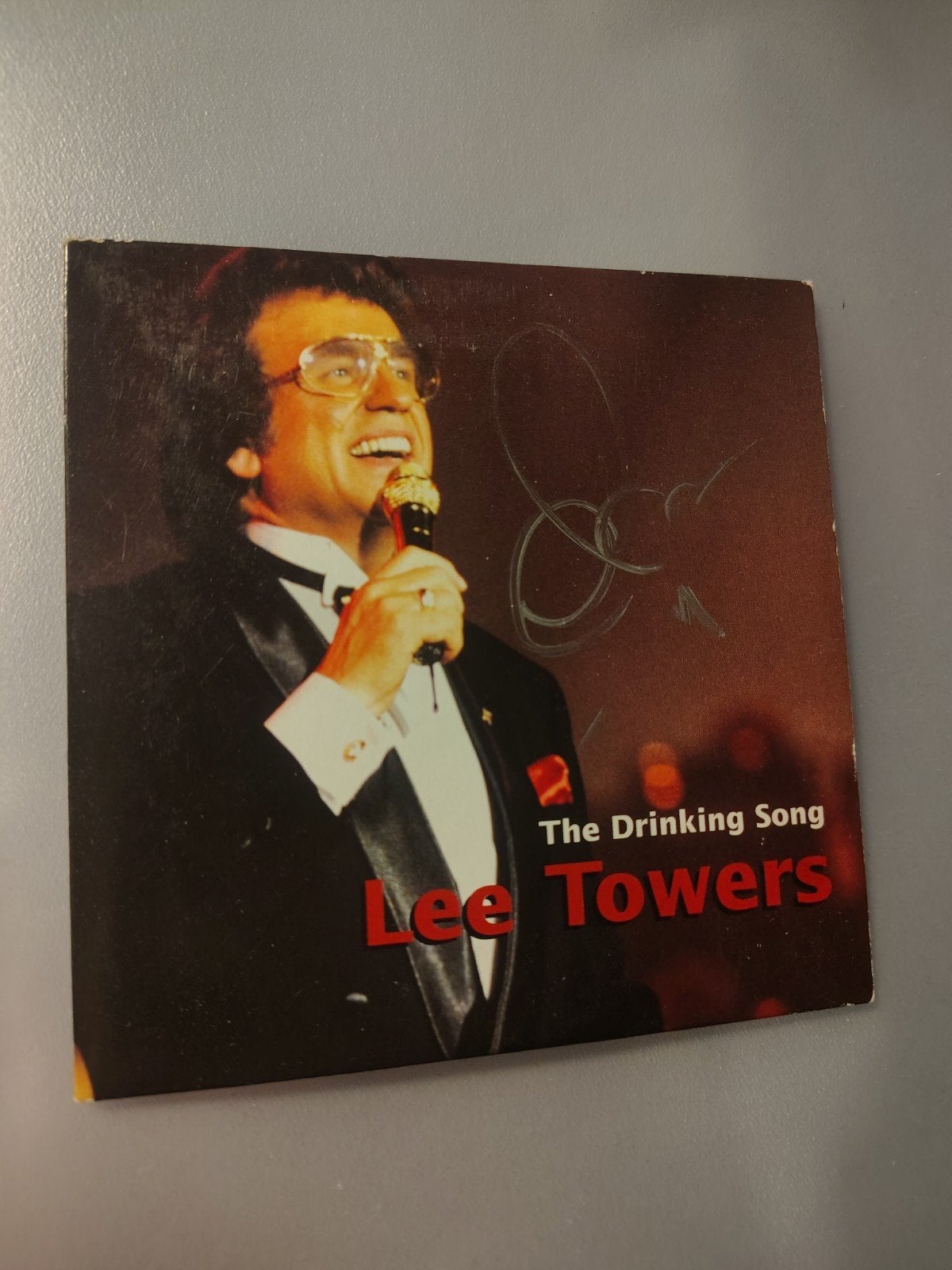 Lee Towers zanger Originele Handtekening, Ophalen of Verzenden, Zo goed als nieuw