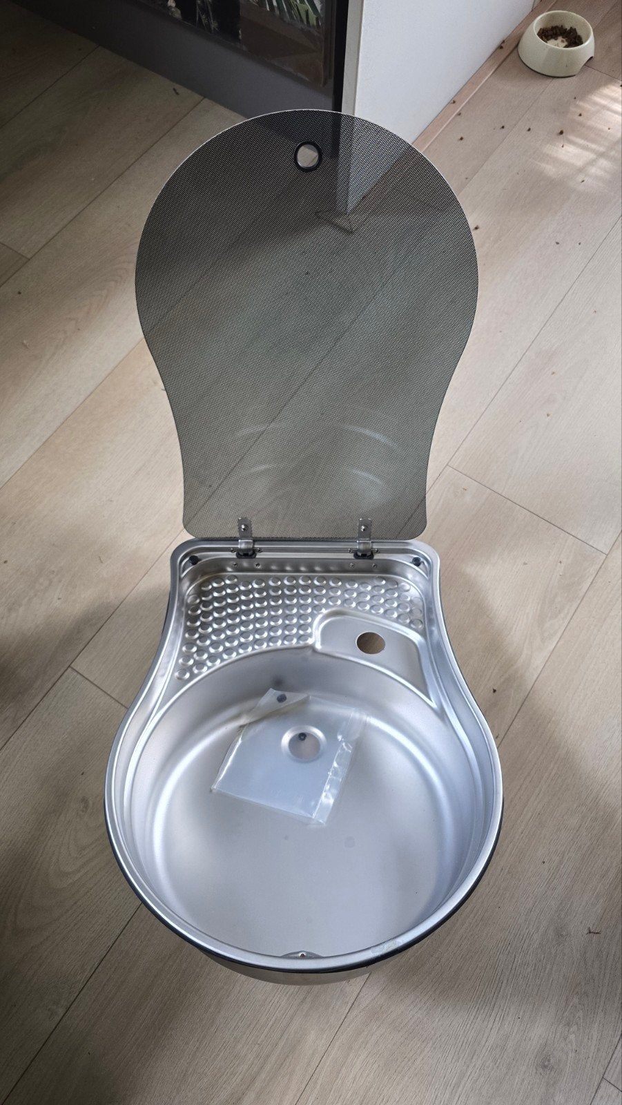 spoelbak met glazen deksel, Ophalen, Nieuw