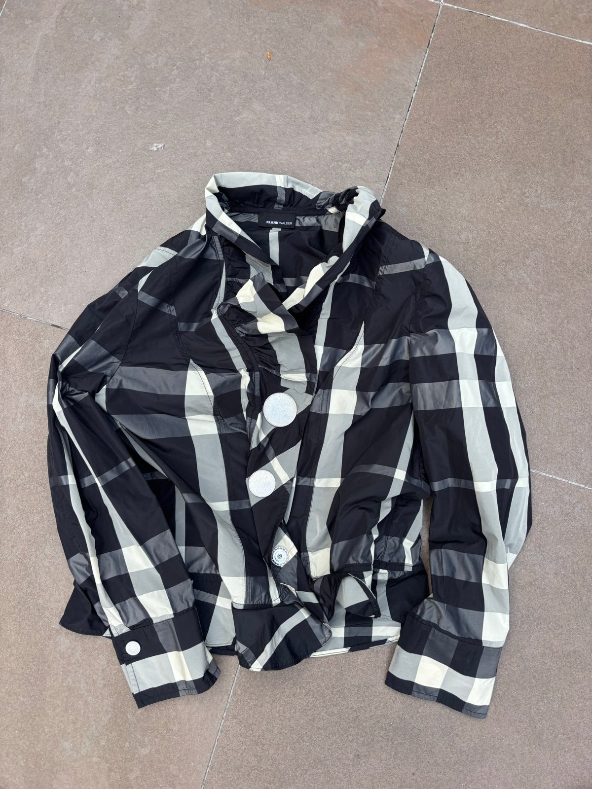Look burberry Frank Walder geruit jasje Zwart, wit, grijs, Ophalen of Verzenden, Zo goed als nieuw, Maat 38/40 (M), Zwart