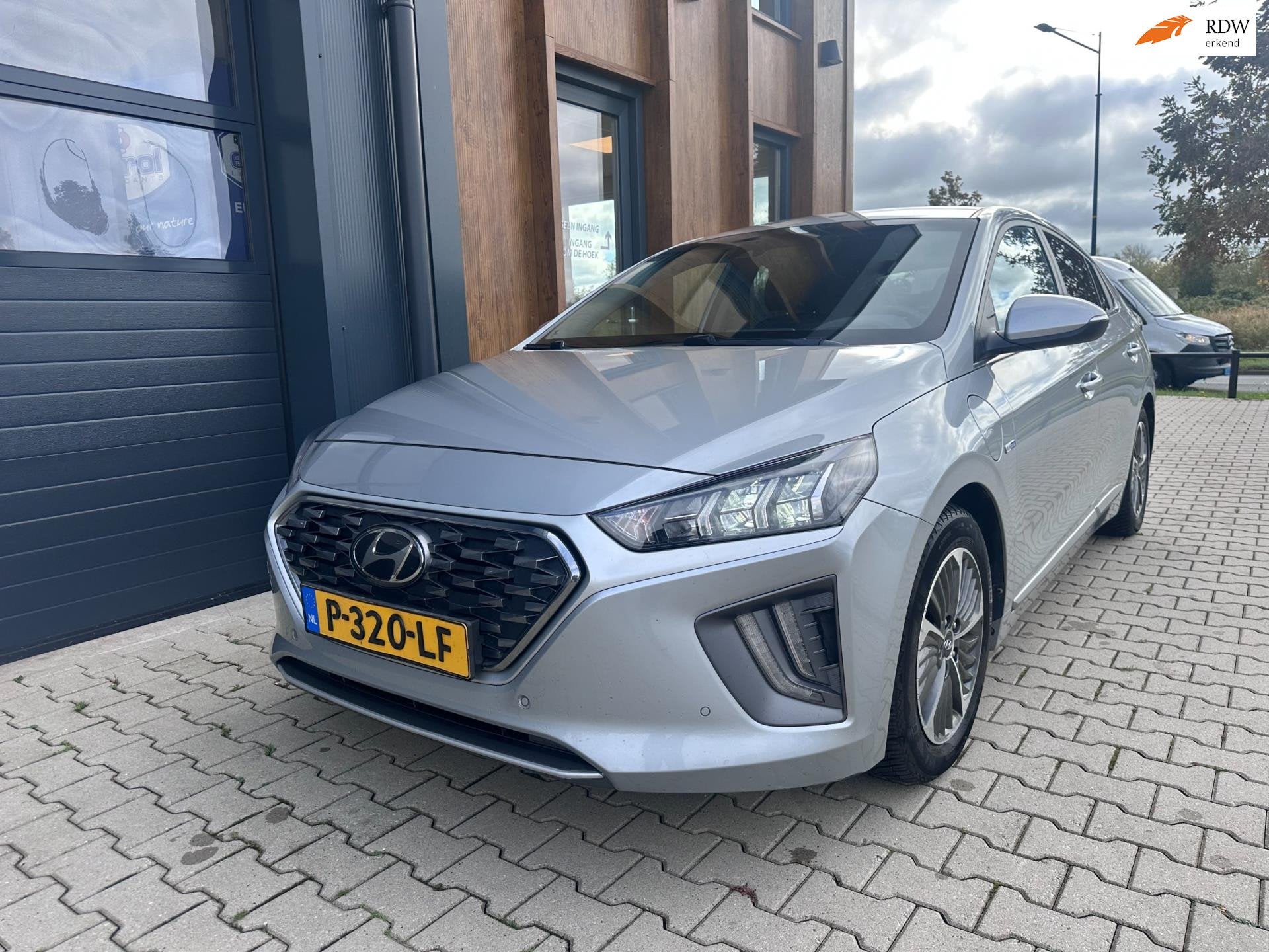Hyundai IONIQ 1.6 GDi PHEV l facelift model l Premium, 8 kWh, Adaptive Cruise Control, Gebruikt, Bedrijf