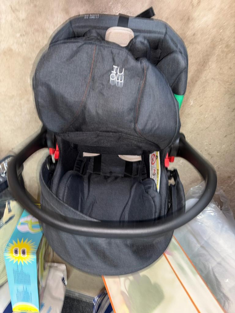 Maxi-Cosi Moni autostoel - Veilig en comfortabel, Ophalen, Autogordel, Zijbescherming, Zo goed als nieuw