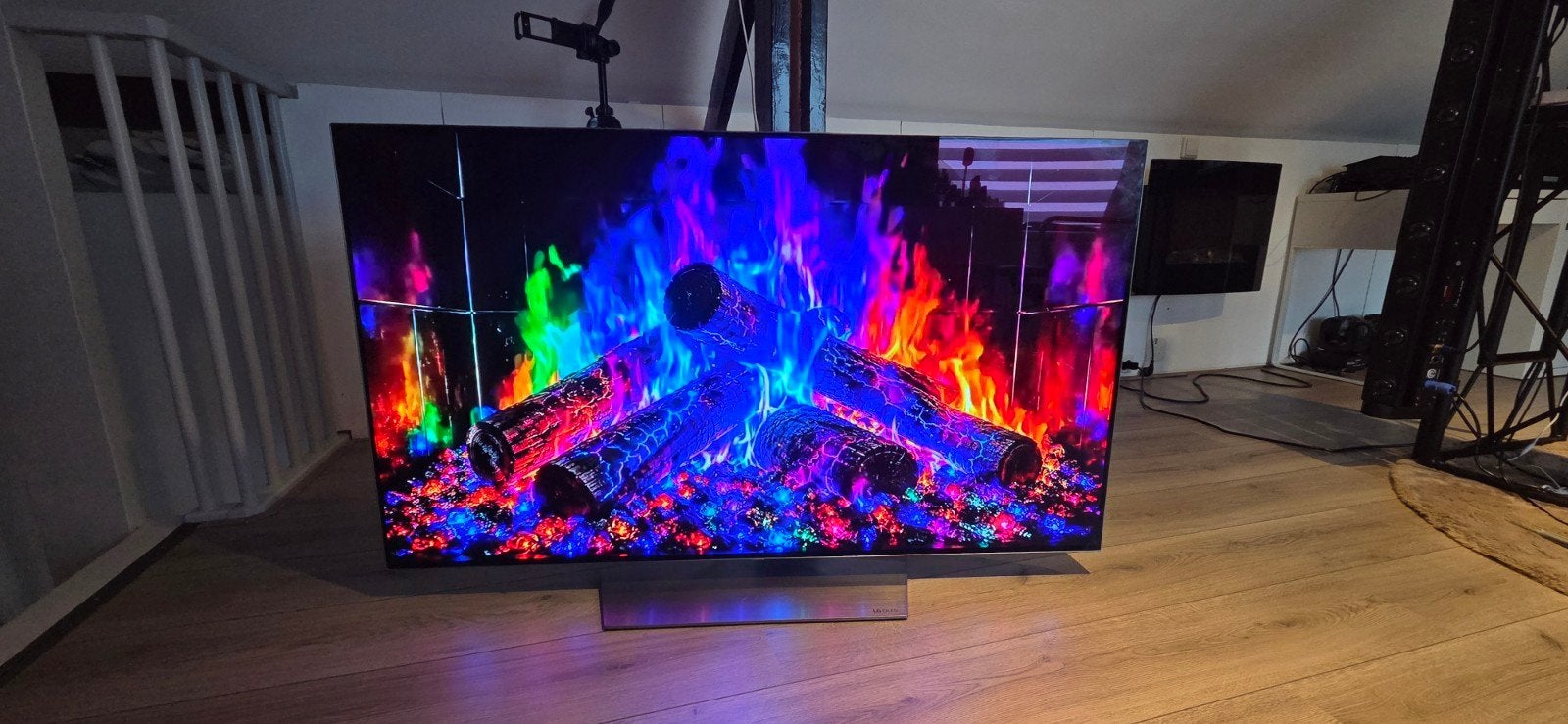 Foto 3 van LG 55EG9A7V Smart TV - Zo goed als nieuw
