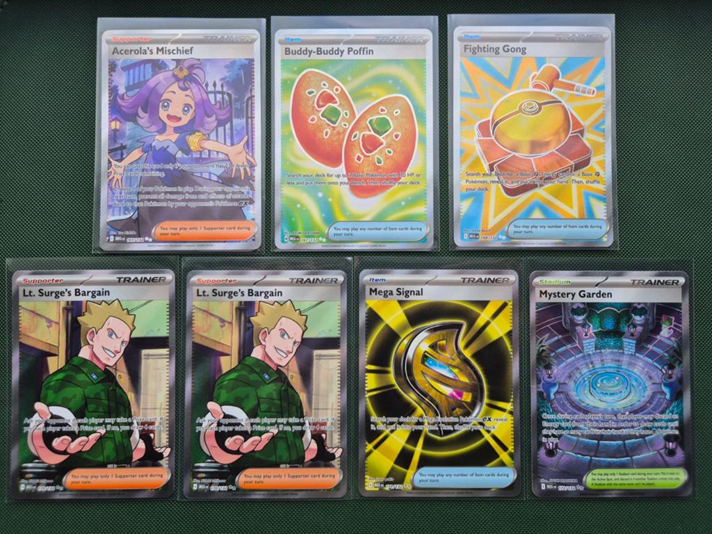 Mega Evolution trainers, Hobby en Vrije tijd, Verzamelkaartspellen | Pokémon, Zo goed als nieuw, Ophalen of Verzenden