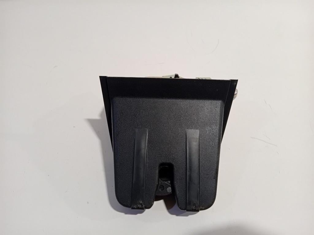 Slot mechaniek kofferdeksel achterklep elektrisch Volkswagen, Onderdelen@venauto.nl, Van der Ven Autorecycling B.V., Gebruikt