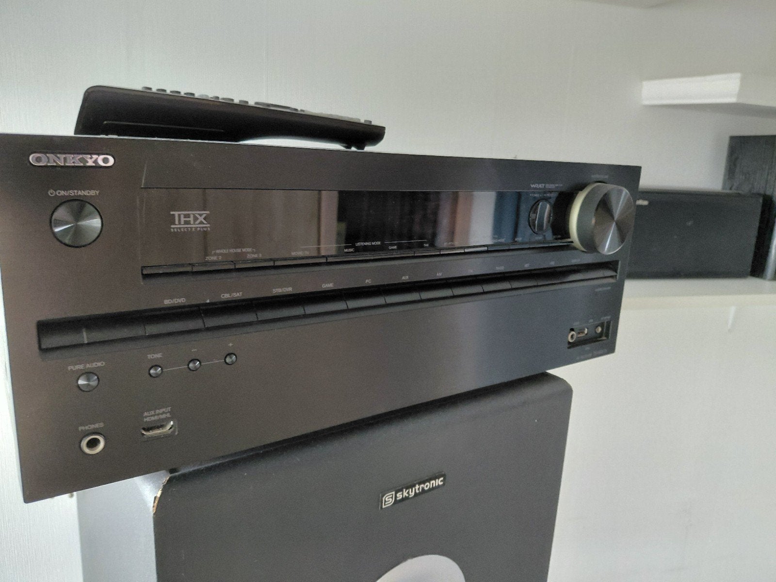 Onkyo versterker dolby met boxen voor heel veel geluid, Audio, Tv en Foto, Home Cinema-sets, 70 watt of meer, Zo goed als nieuw