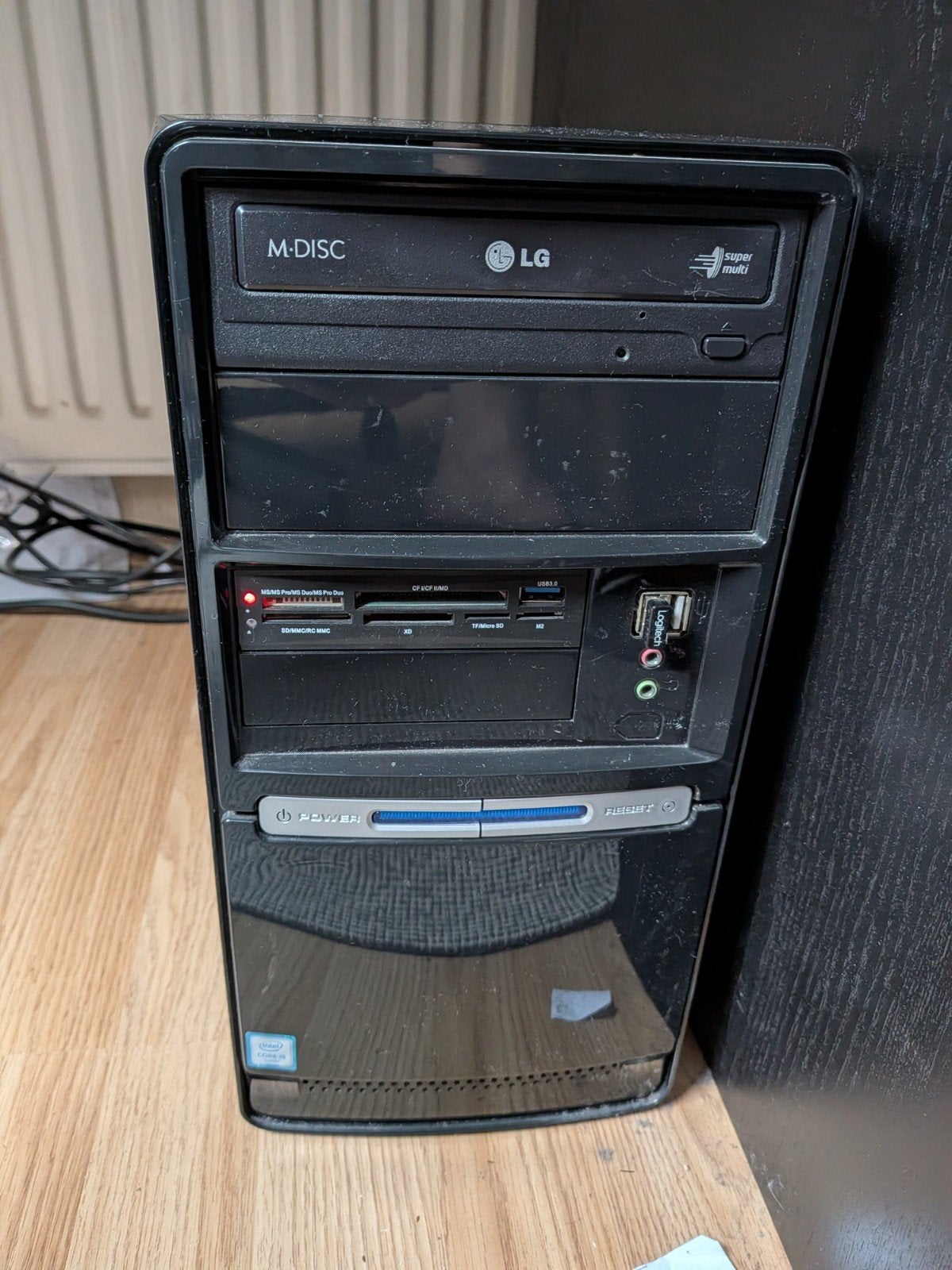 Desktop PC Intel Core i5-6400 8GB RAM met monitor, Gebruikt, HDD, 2 tot 3 Ghz, Met monitor