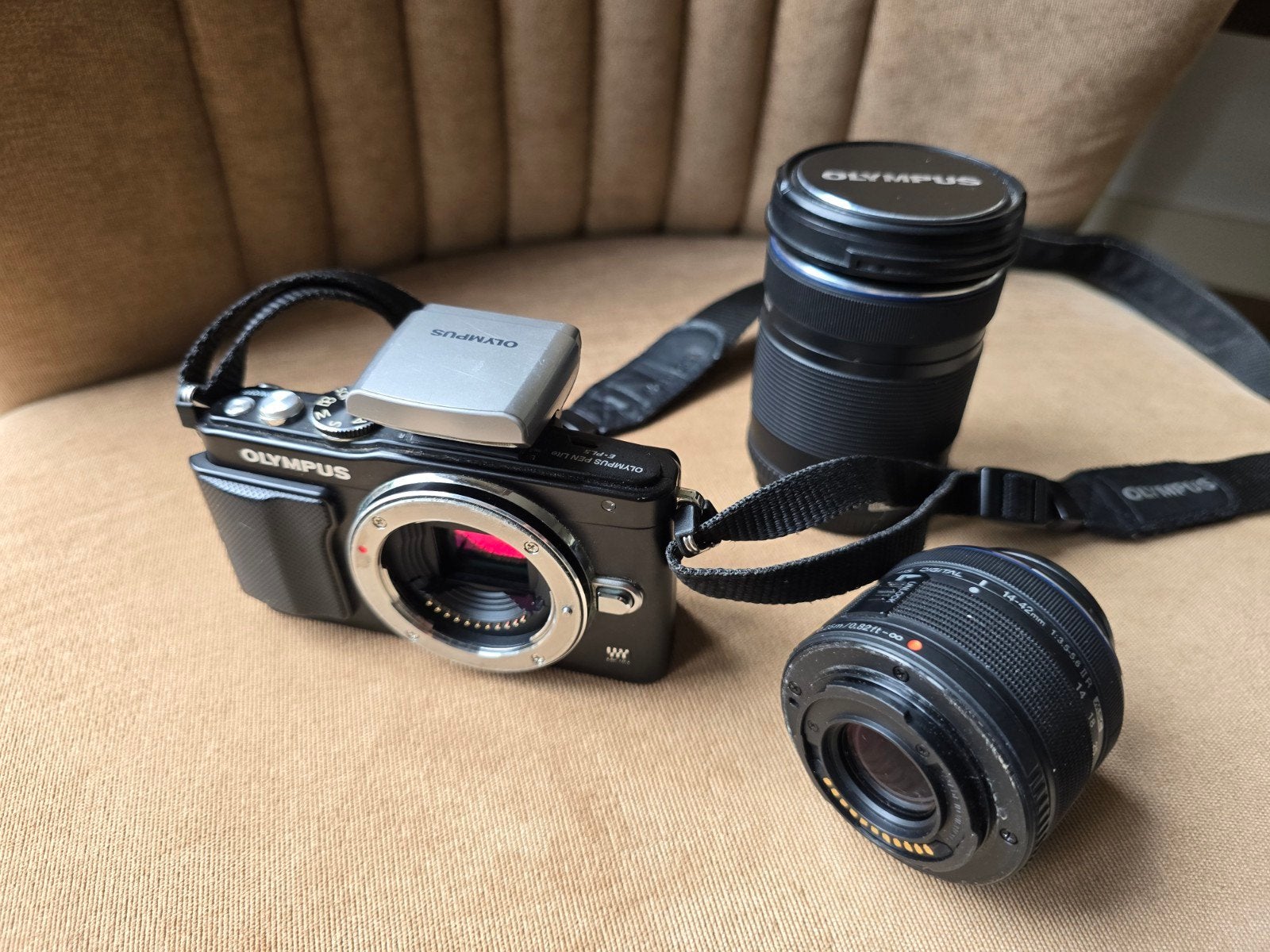 Olympus E-PL3 Systeemcamera met 2 lenzen en accessoires, Gebruikt, Ophalen of Verzenden, Olympus, 8 keer of meer