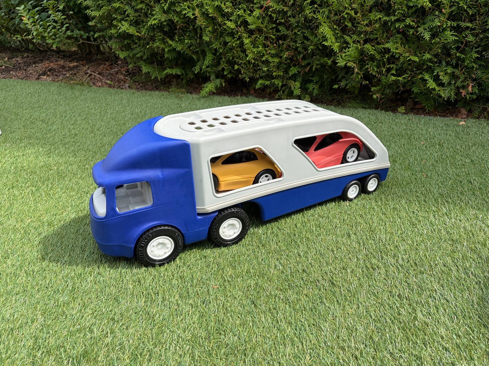 Little Tikes autotransporter met 2 auto's, Ophalen of Verzenden, Zo goed als nieuw