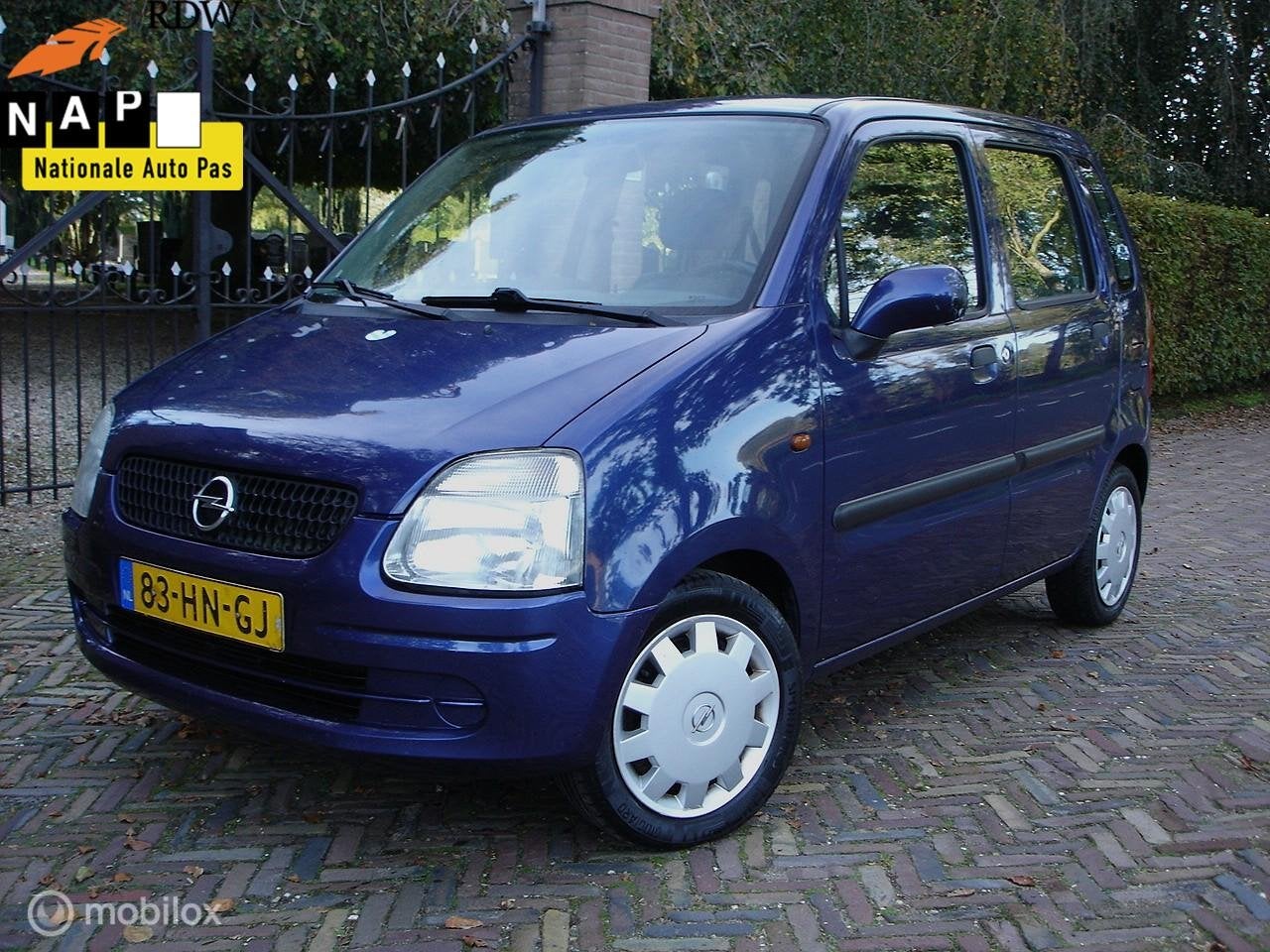Opel Agila 1.2-16V Comf. Nieuwe APK 10-2027' | Hoge Instap, Voorwielaandrijving, Gebruikt, 31 €/maand, Blauw
