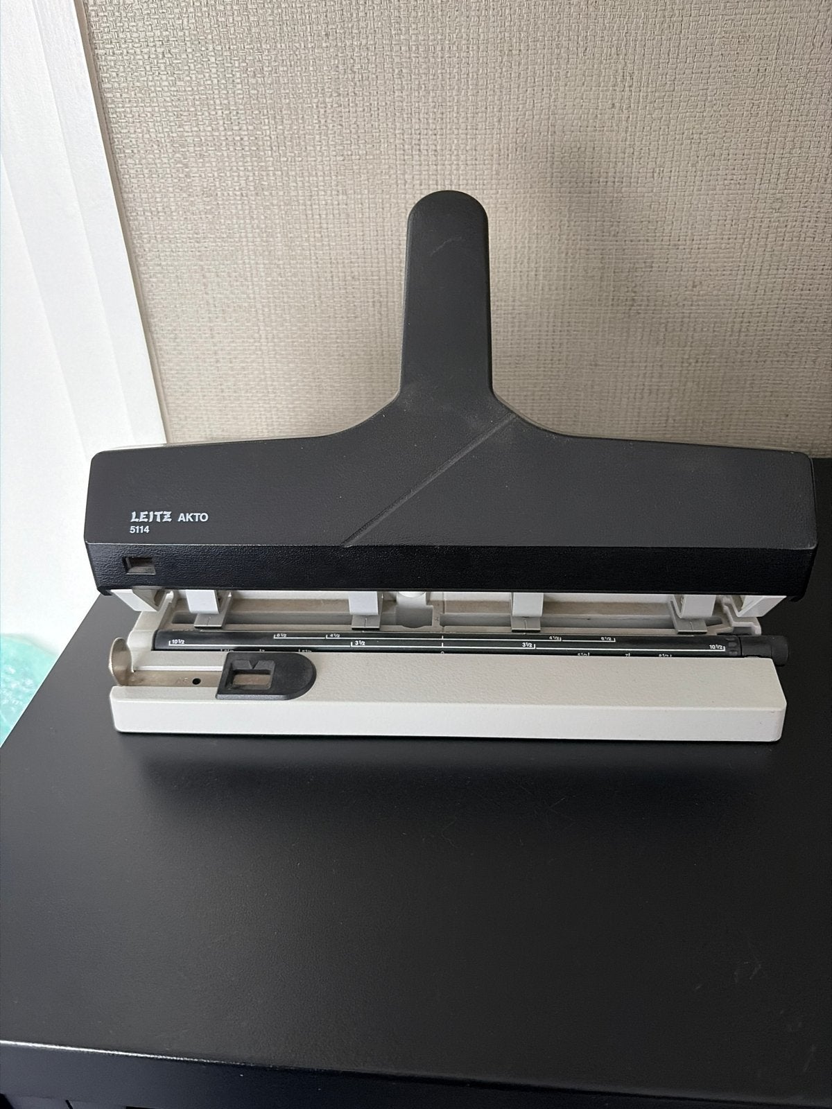 Leitz Akto 5114 Perforator, Diversen, Ophalen, Gebruikt