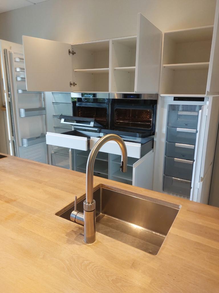 Nobilia top keuken met eiland incl.apparatuur en garantie!!!, Huis en Inrichting, Keuken | Complete keukens, Wit, Overige typen