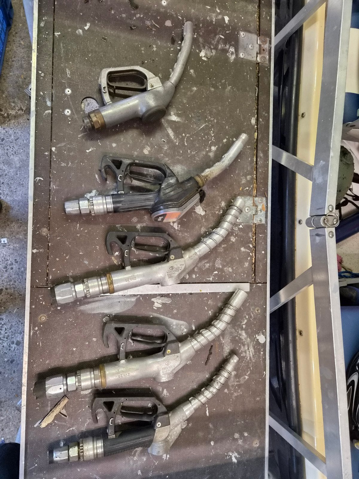 Diverse gebruikte brandstofpistolen (diesel en benzine), Ophalen of Verzenden, Gebruikt, Universele onderdelen