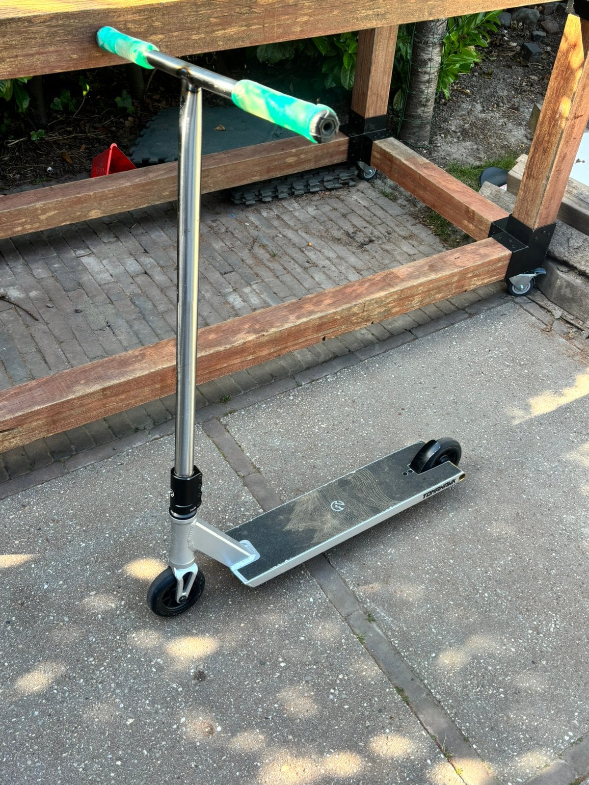 Stunt step zilver, Fietsen en Brommers, Steps, Ophalen, Zo goed als nieuw, Gewone step