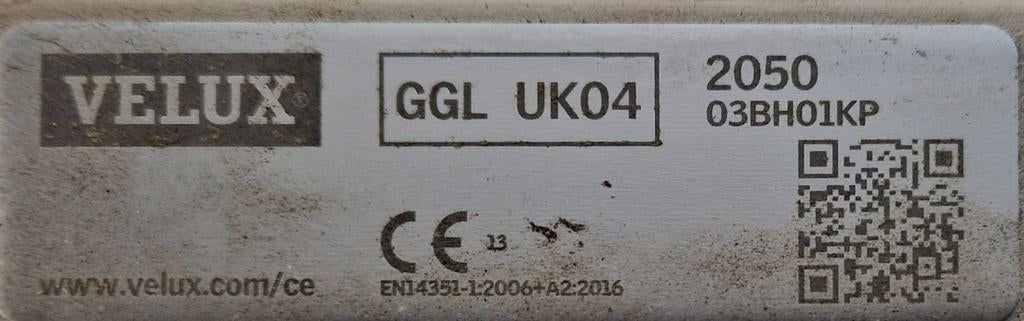 Velux UK04 134x98 (breedte x hoogte, Doe-het-zelf en Verbouw, Glas en Ramen, Ophalen, Zo goed als nieuw