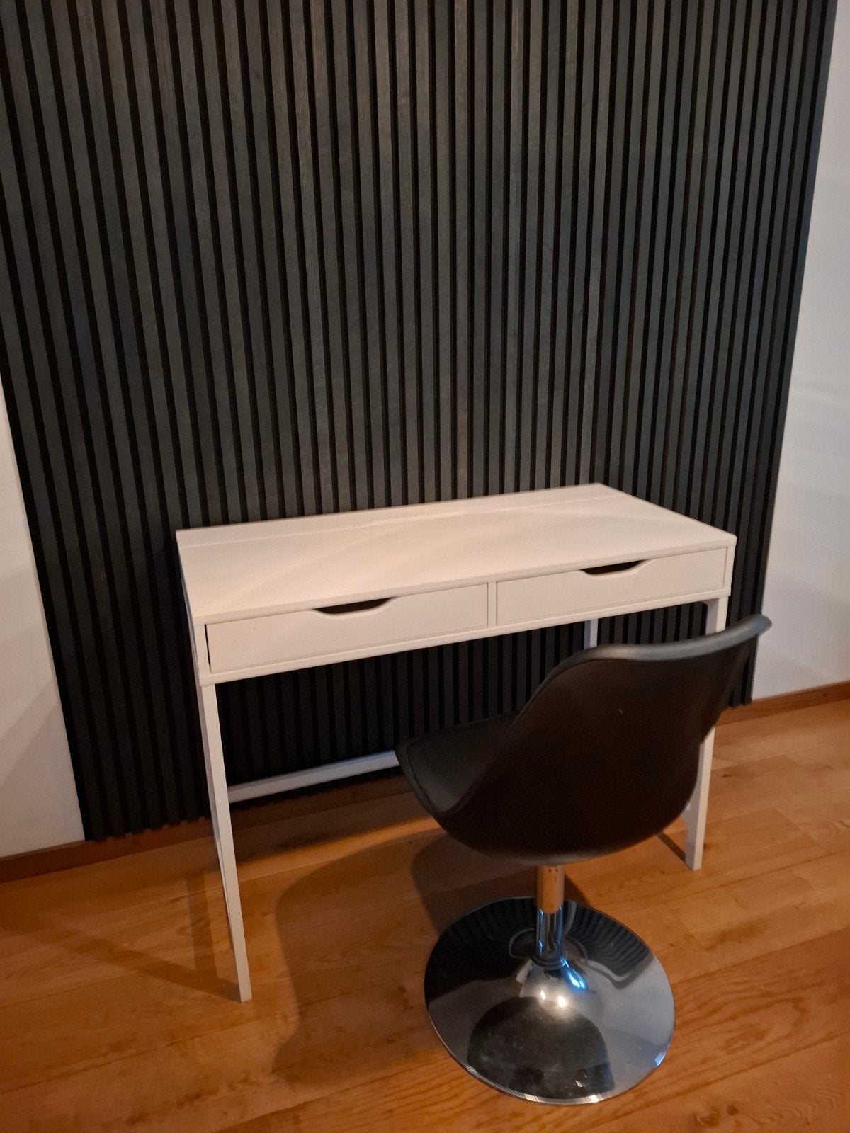 IKEA bureau met lades, Ophalen