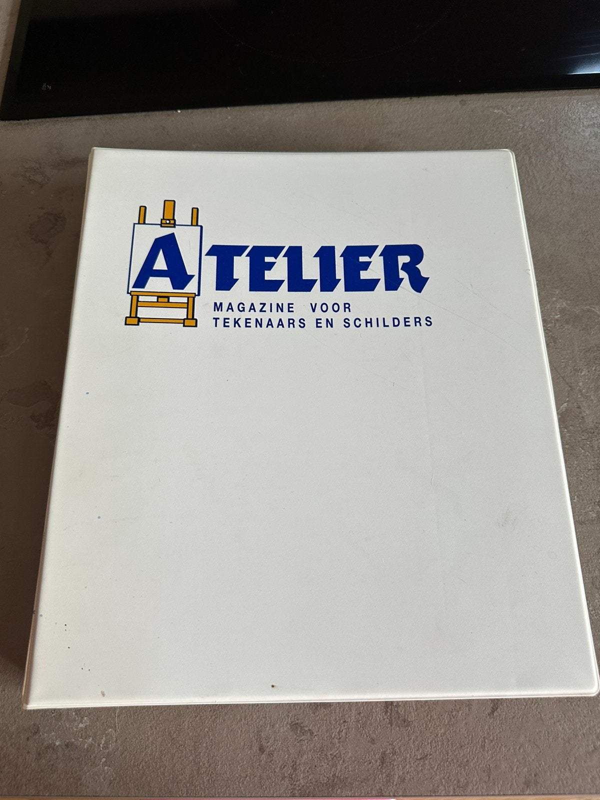 Atelier diverse magazines voor tekenaars en schilders, Hobby en Vrije tijd, Schilderen, Ophalen, Zo goed als nieuw