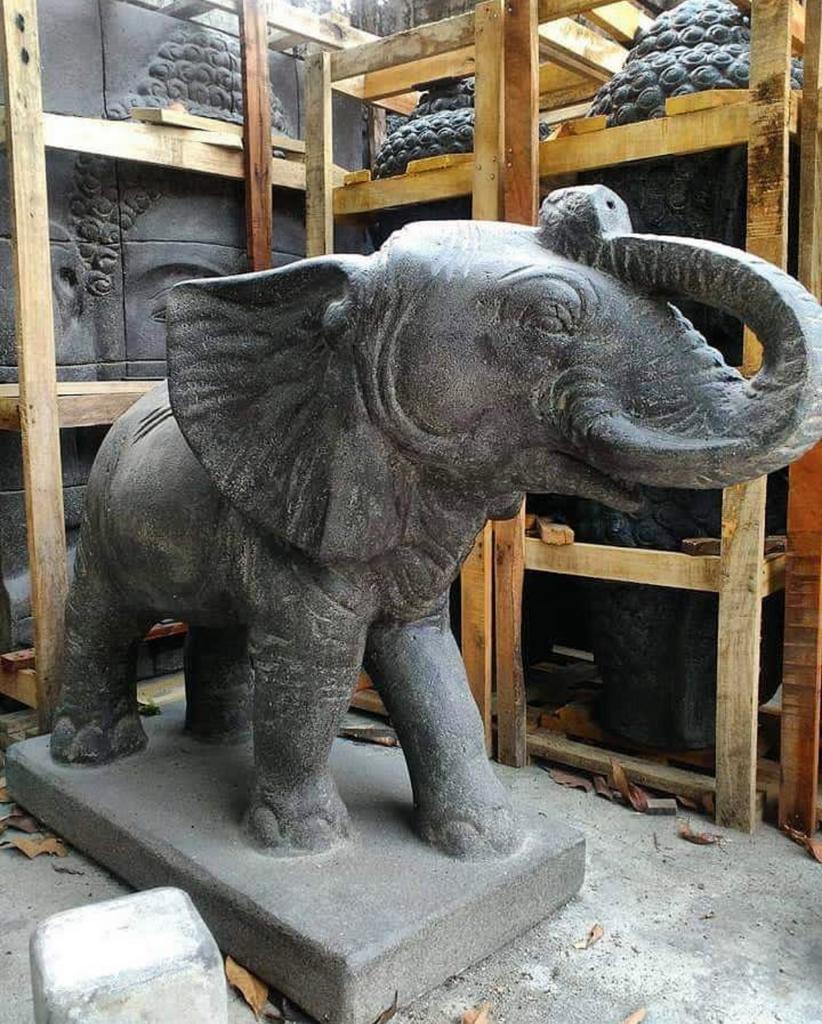 ‼️XL Olifant waterspuwer fontein olifanten vijverspuwer‼️, Tuin en Terras, Tuinbeelden, Ophalen, Nieuw, Beton, Dierenbeeld