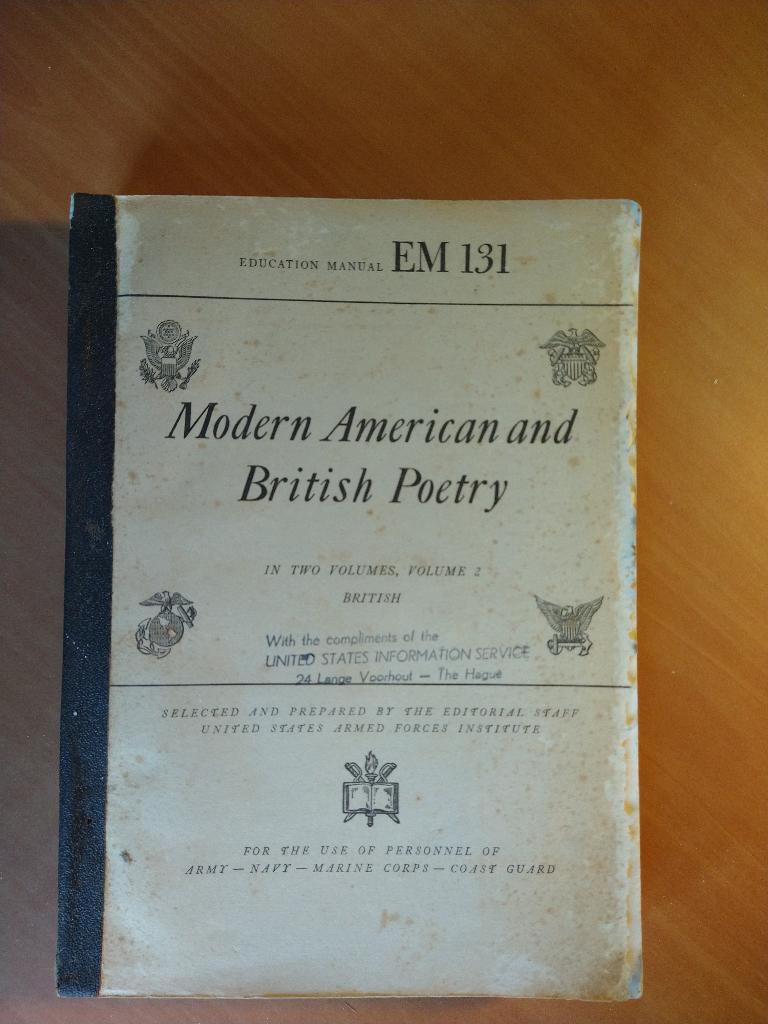 Modern American and British Poetry. Volume 2 (EM 131 1942), Ophalen of Verzenden, Gelezen
