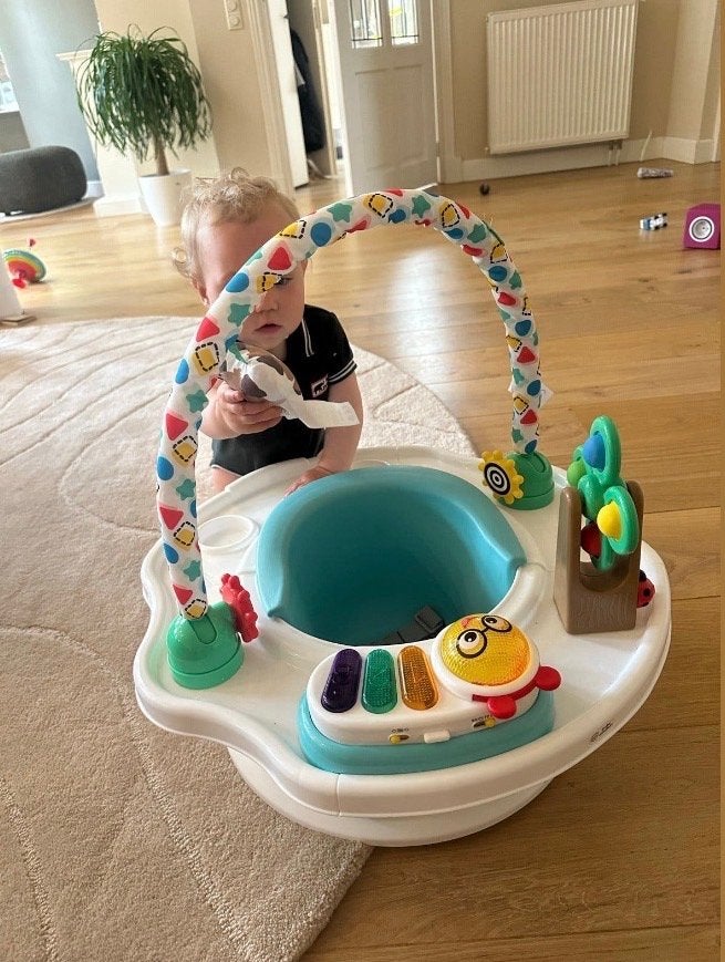 Baby speelstoel met activiteiten en geluid, Ophalen, Zo goed als nieuw, Overige typen, Met geluid