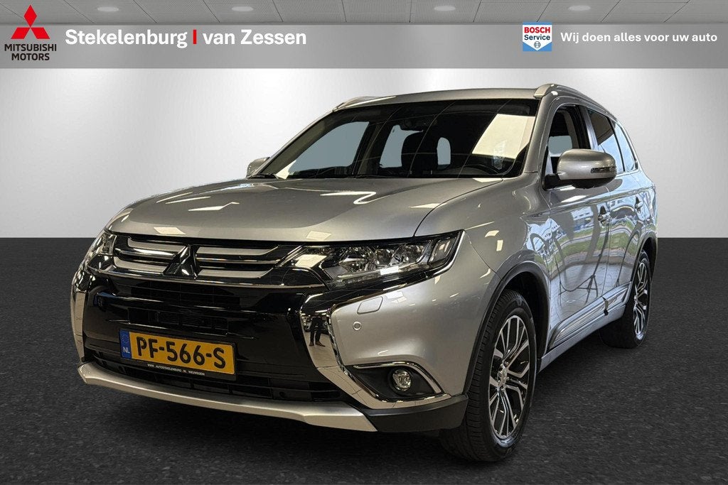 Mitsubishi Outlander 2.0 Connect Pro Trekhaak, 360camera, Auto's, Mitsubishi, 1998 cc, Stof, Euro 6, 4 cilinders