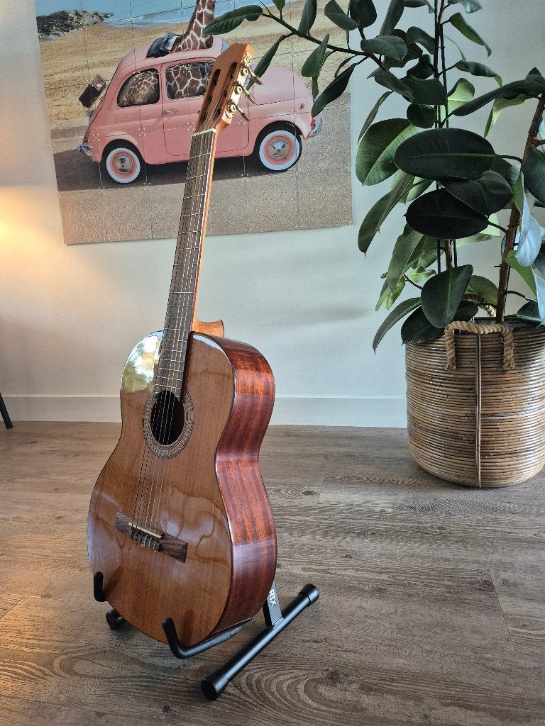 Vrijwel nieuwe Salvador Cortez CC-22 Klassieke Gitaar (Set!), Muziek en Instrumenten, Ophalen, Nieuw, Klassieke of Spaanse gitaar