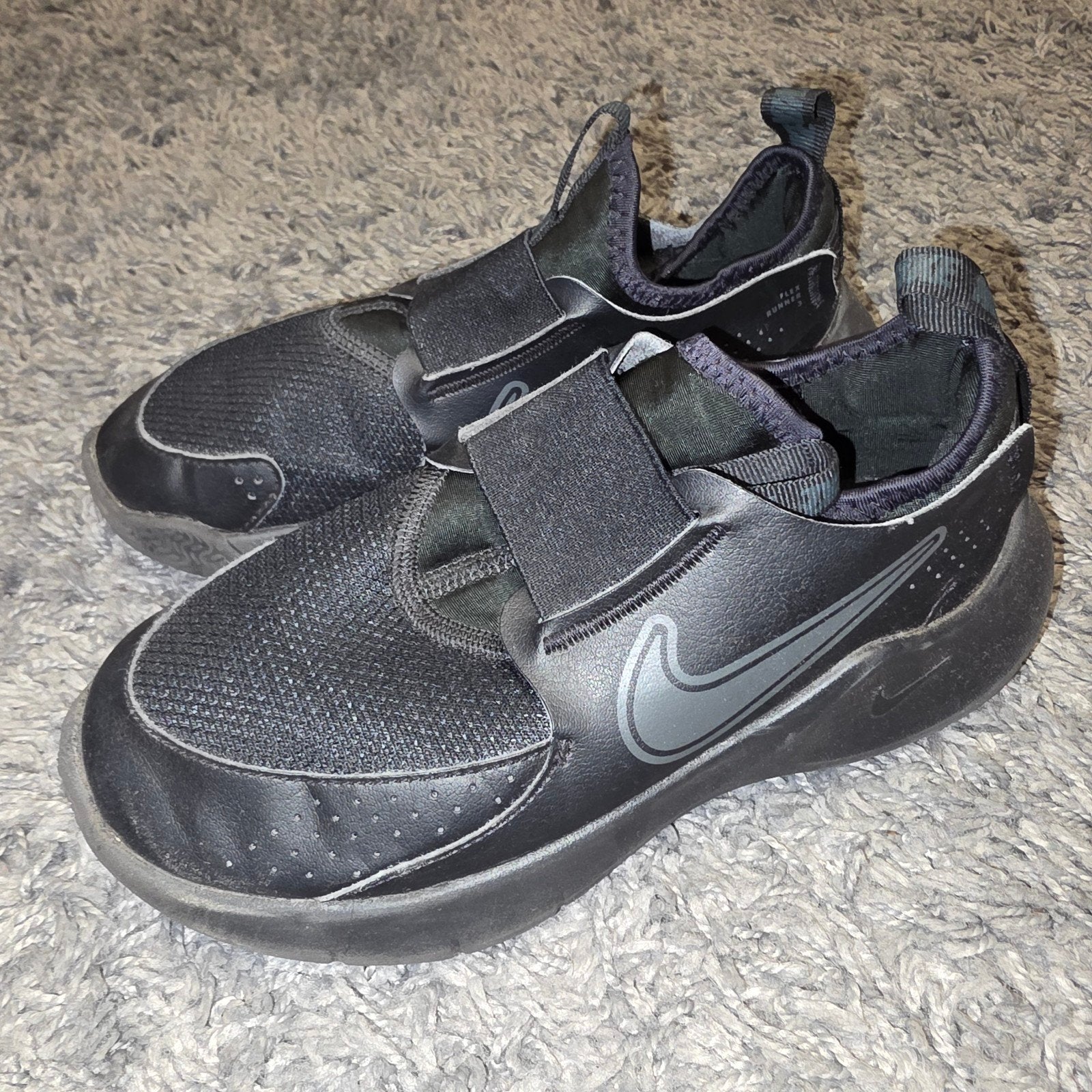Nike Flex Advance Zwarte Sneakers Maat 35, Gebruikt, Ophalen of Verzenden, Nike, Jongen of Meisje