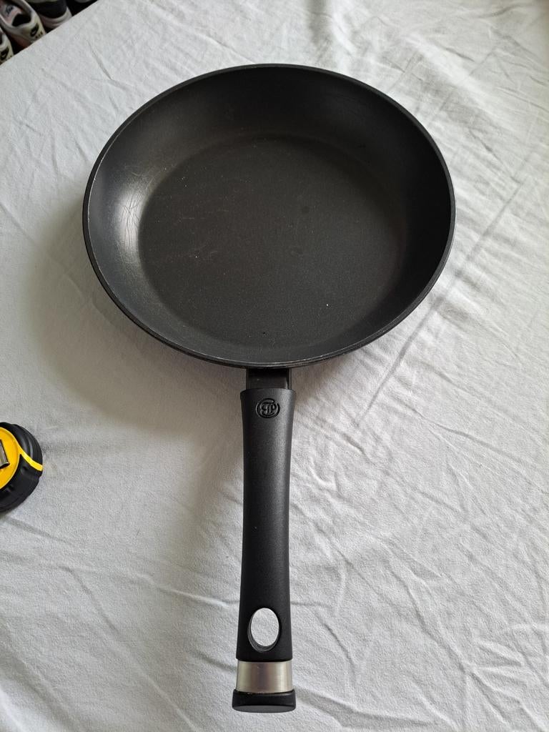 Gebruikte Koekenpan - 28 cm herman den blijker, Huis en Inrichting, Keuken | Potten en Pannen, Ophalen of Verzenden, Gebruikt