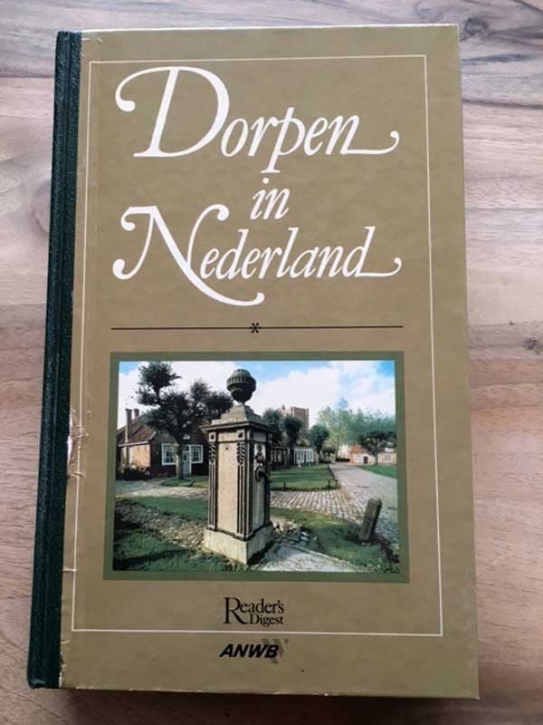 Dorpen in Nederland., Boeken, Ophalen of Verzenden, 20e eeuw of later, Zo goed als nieuw