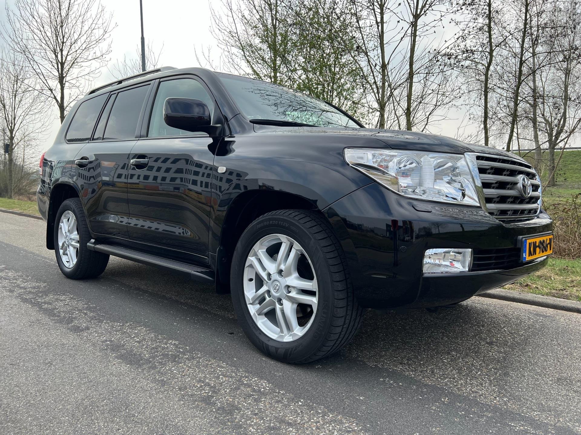 Toyota Land Cruiser V8 4.5 D-4D Executive 7p. UNIEK nieuwsta, Auto's, Automaat, Automatische klimaatregeling, 7 stoelen, Zwart