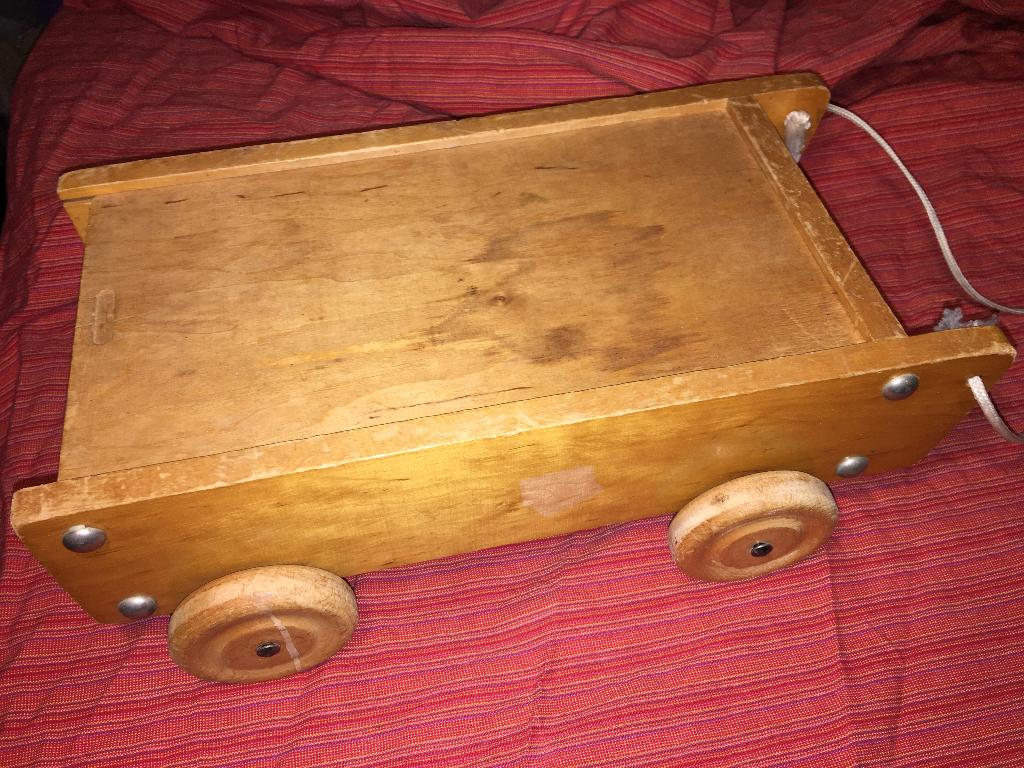 Grote houten blokkenwagen gevuld met houten blokken + deksel, Ophalen of Verzenden, Zo goed als nieuw