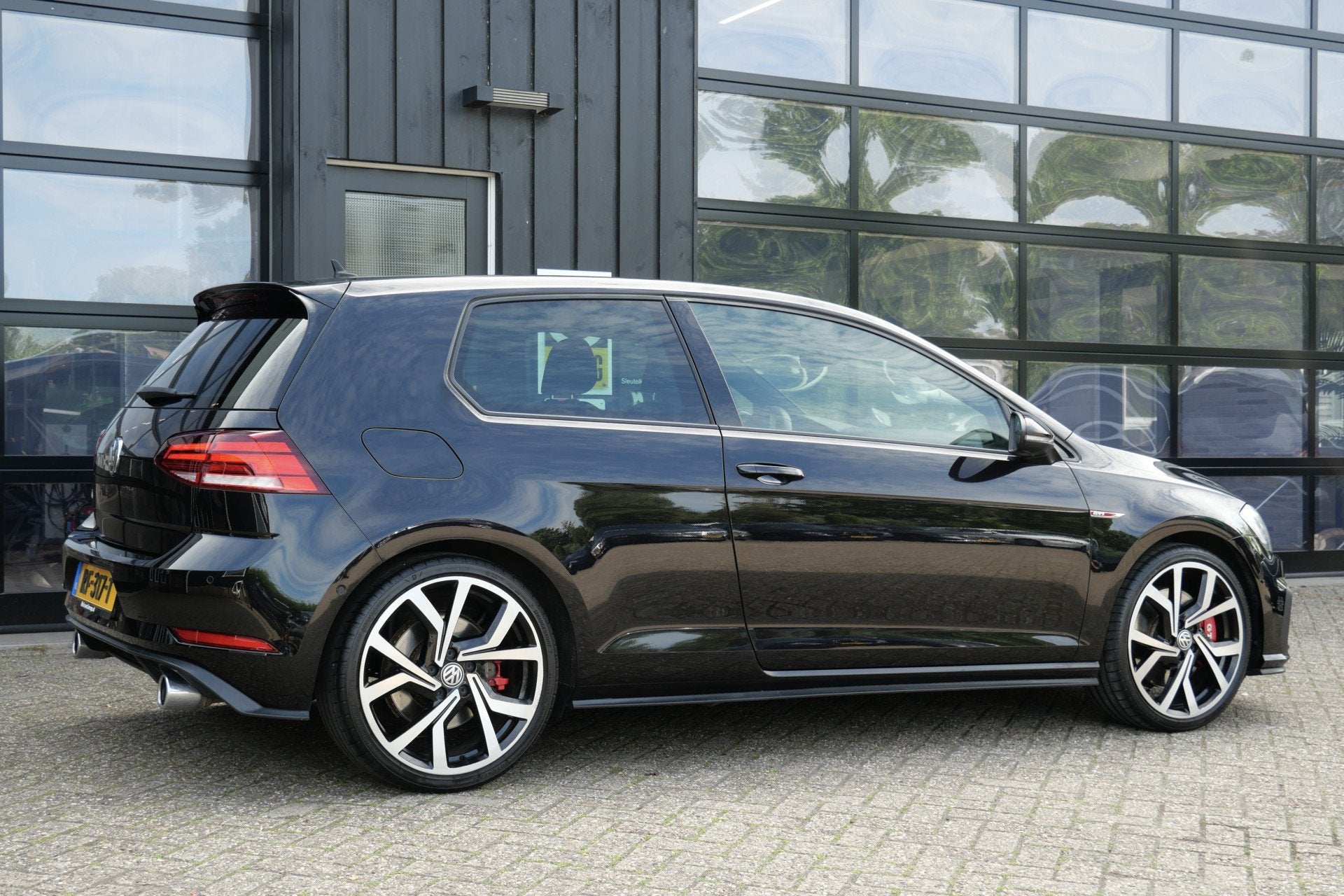 Volkswagen Golf 2.0 TSI GTI Performance 245 PK | NL-Auto | A, Stof, Gebruikt, Euro 6, 4 cilinders