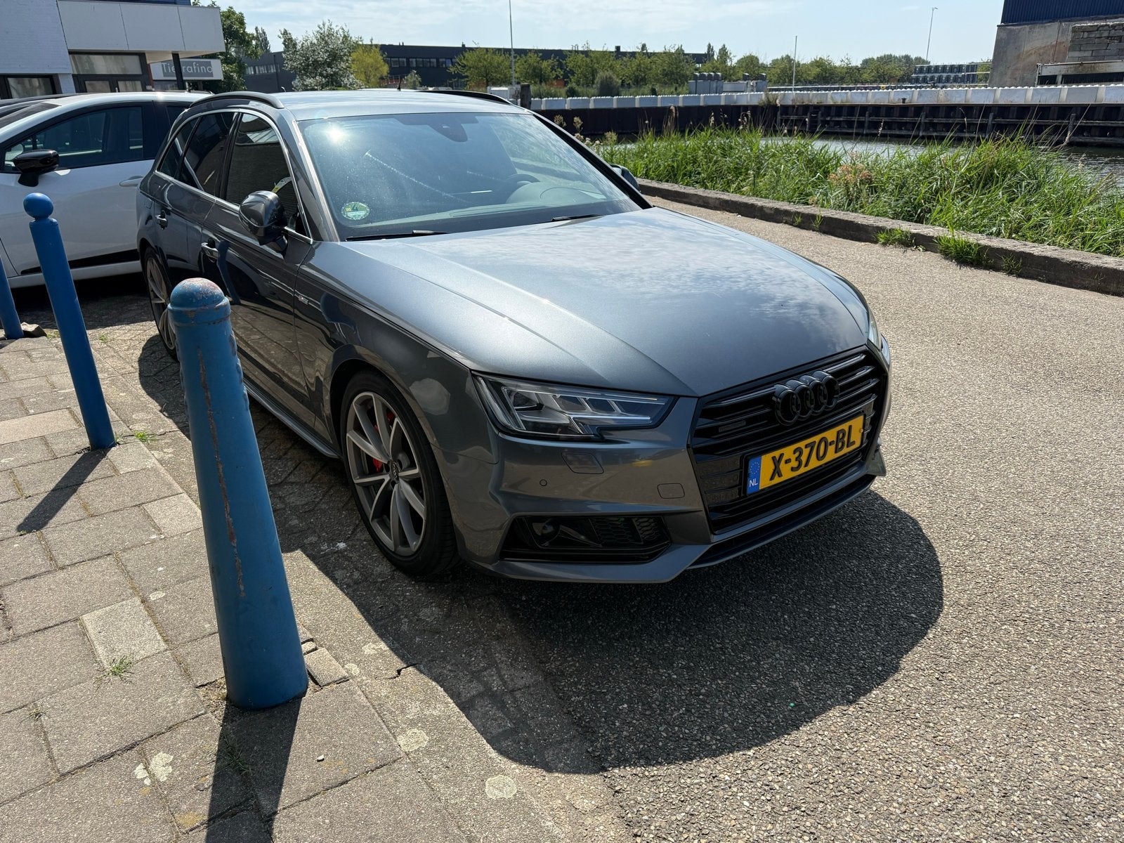 Audi A4 2.0 Tfsi Quattro Mhev 252pk S Tronic 2018 Grijs, 15 km/l, 4 cilinders, 1984 cc, A4